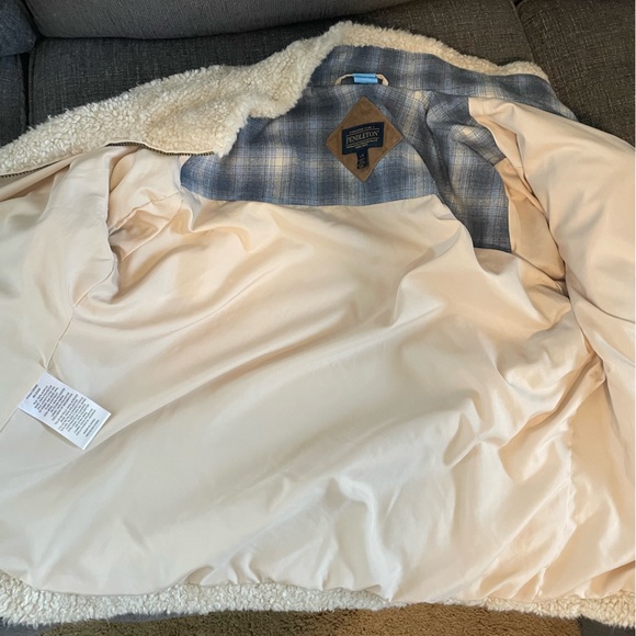 Fuzzy Pendleton Zip Up Jacket - Picture 7 of 8